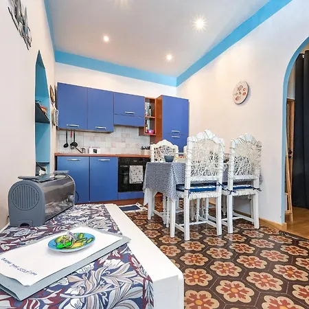 Apartment Nel Gozzo Sul Mare - Genovainrelax *